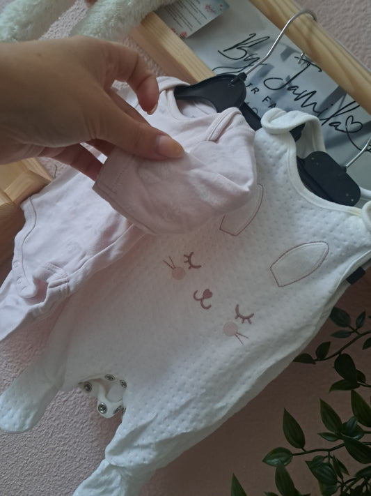 Romper met bokspakje - konijntje 🐰