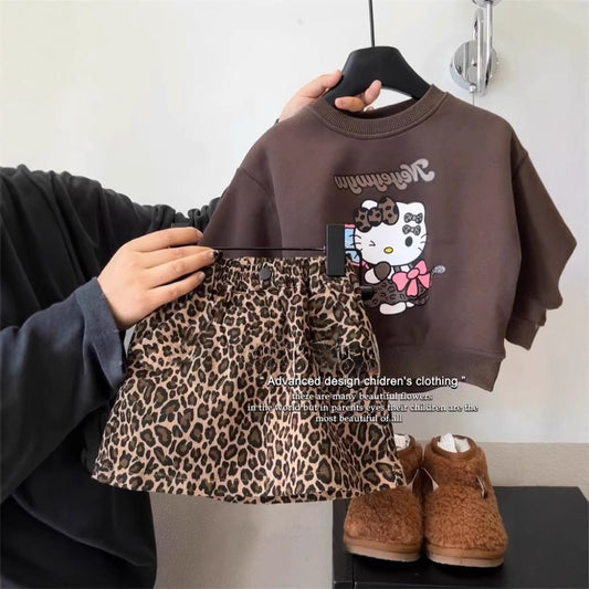Hello Kitty trui met panter rokje – speels & trendy 🐆🎀