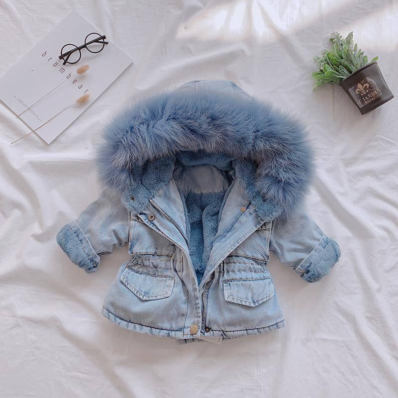ByJamila – Lange Denim Winterjas met Bontkraag ❄️🤍