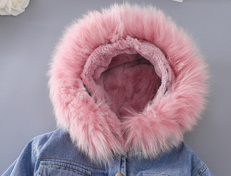 ByJamila – Lange Denim Winterjas met Bontkraag ❄️🤍