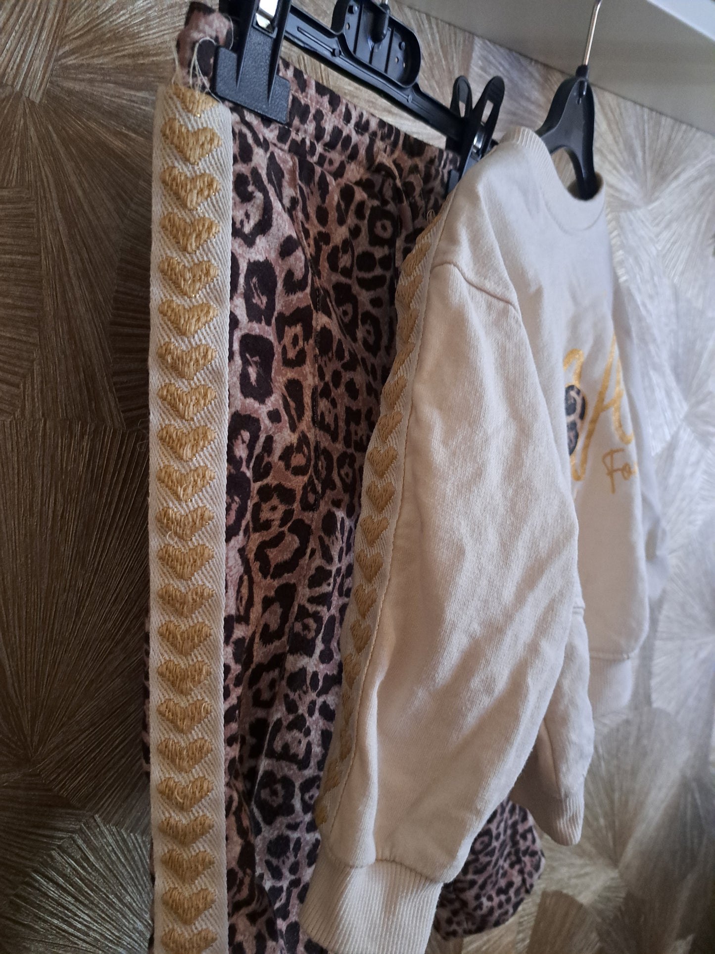 FAVORIET - Pantersetje🐆🤎
