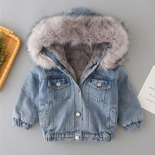 ByJamila – Korte Denim Winterjas met Bontkraag ❄️🤍
