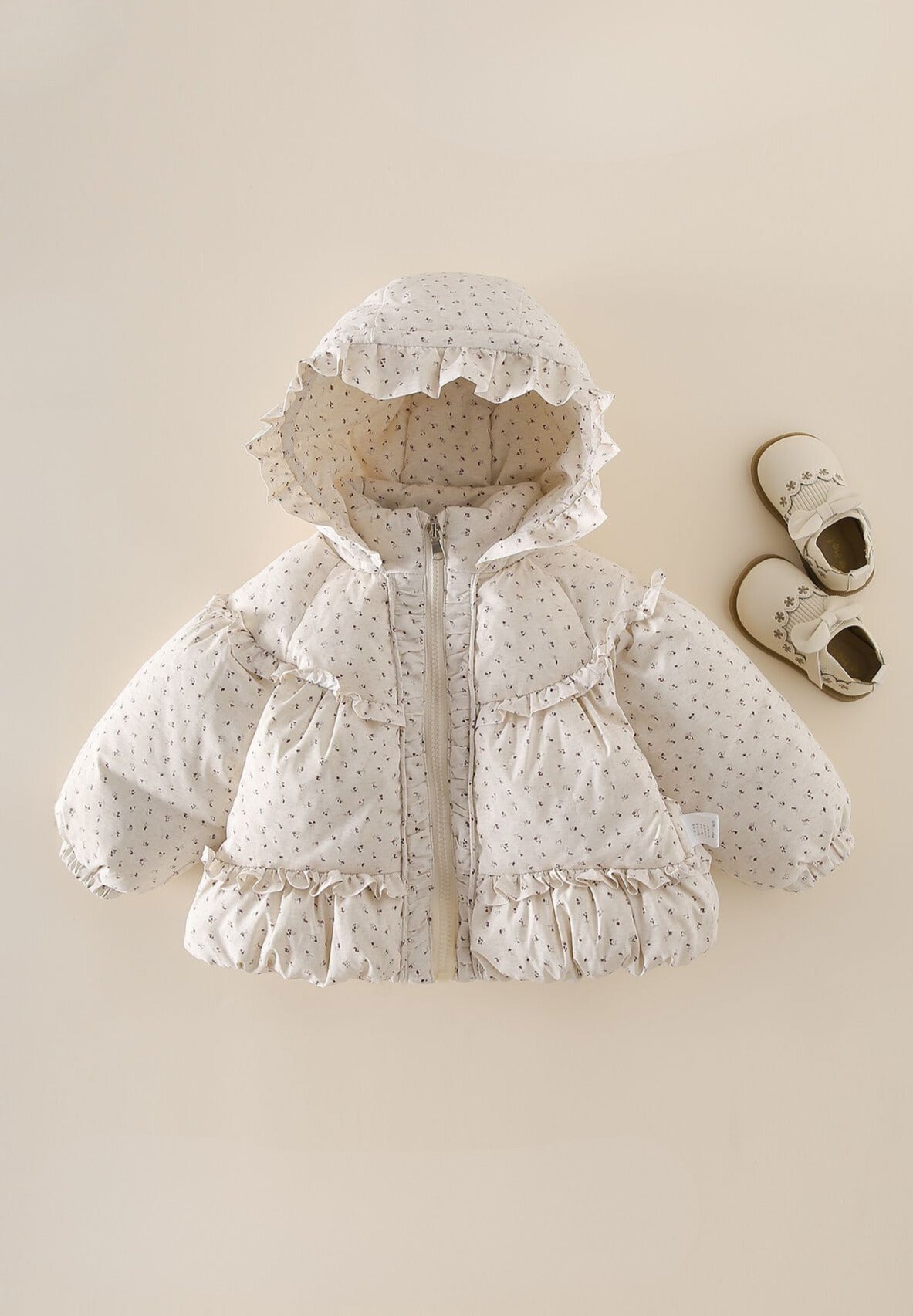 ByJamila - Gewatteerde Jas in Beige met Schattige Print 🌼💖