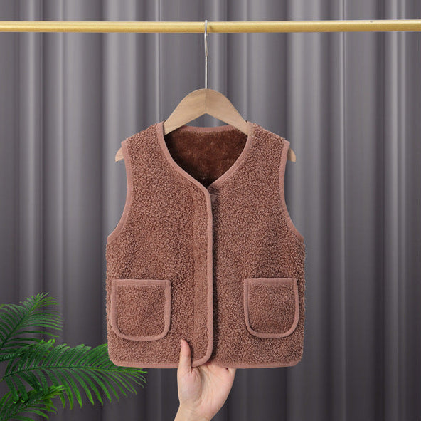 Fluffy vestje zonder mouwen – zacht & knuffelbaar 🤍☁️