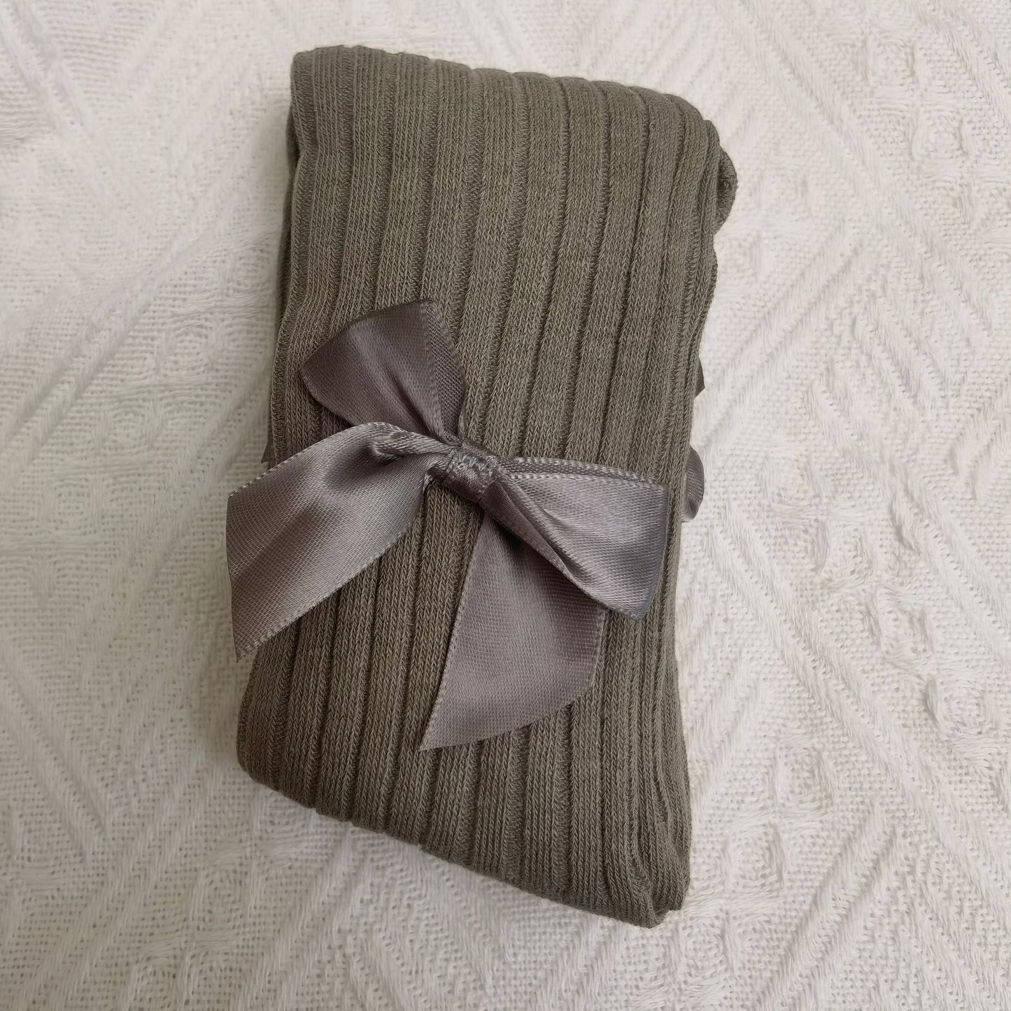 By Jamila – Maillotjes met Strikjes | Elegantie & Comfort voor Kleine Fashionista’s