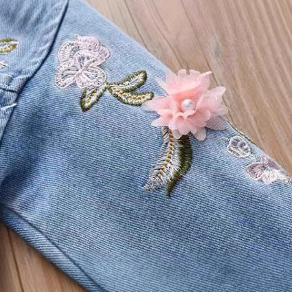 ByJamila - Spijkerjasjes met Leuke Details 👖✨