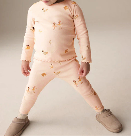 Zachte pyjamatjes – comfy & lief 🌙🤍