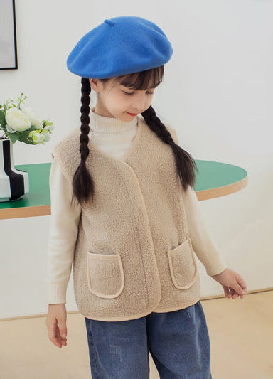 Fluffy vestje zonder mouwen – zacht & knuffelbaar 🤍☁️