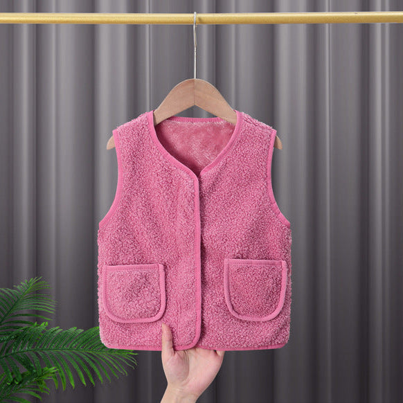 Fluffy vestje zonder mouwen – zacht & knuffelbaar 🤍☁️