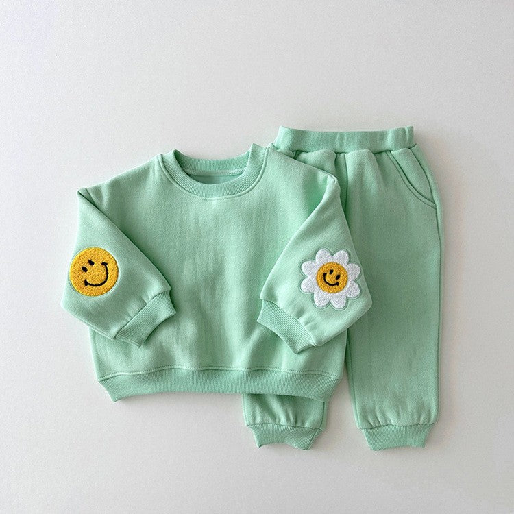 ByJamila – Matching Smiley Bloemen Jogging Set 🌸😊