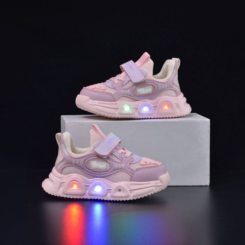 ByJamila – Simpele Sneakers met Klittenband & Lampjes ✨👟