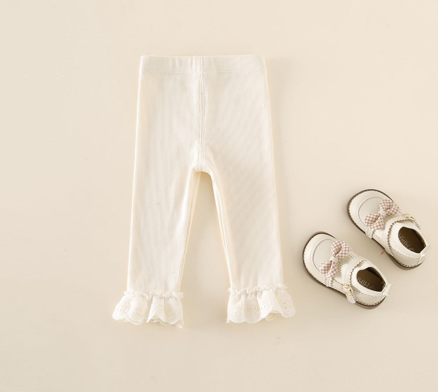 Grijze & Off White Legging met Roesje 🤍🩶🎀✨