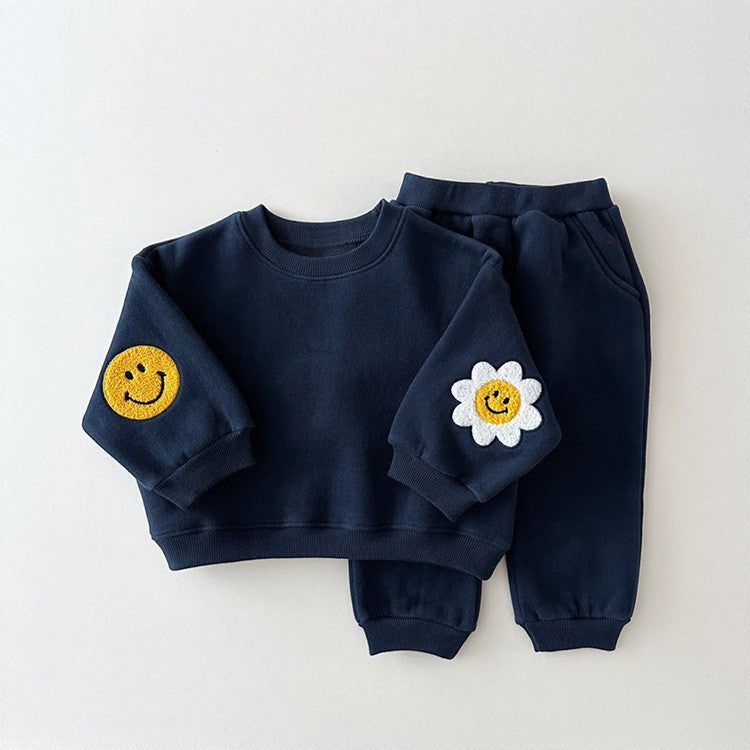ByJamila – Matching Smiley Bloemen Jogging Set 🌸😊