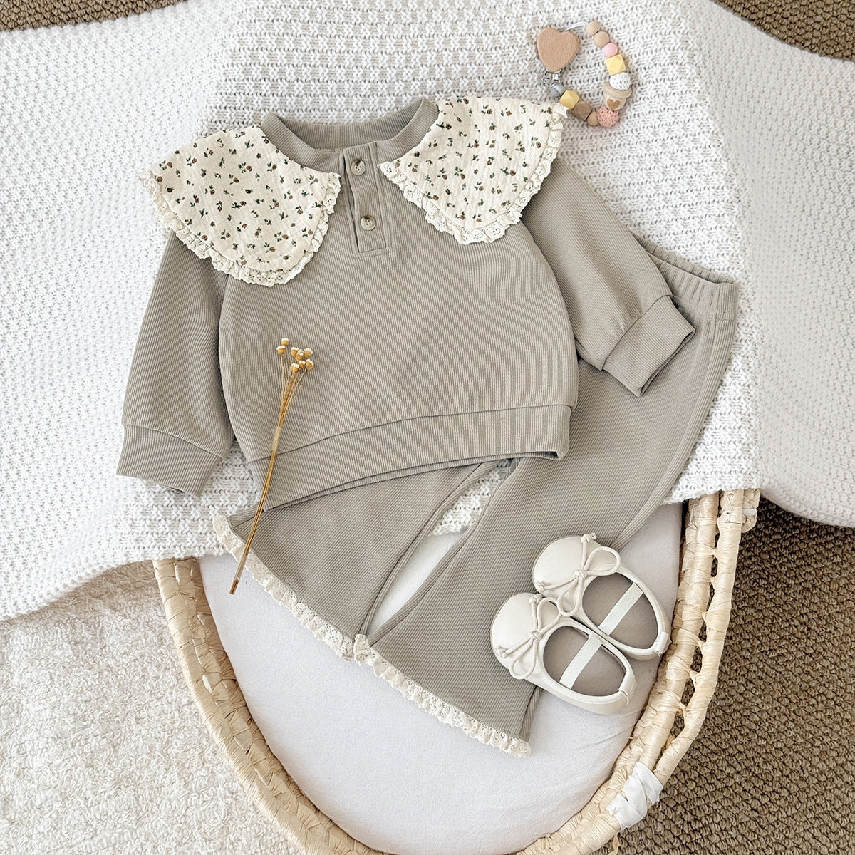 ByJamila – Two-Piece Set met Schattig Kraagje 🤍🎀