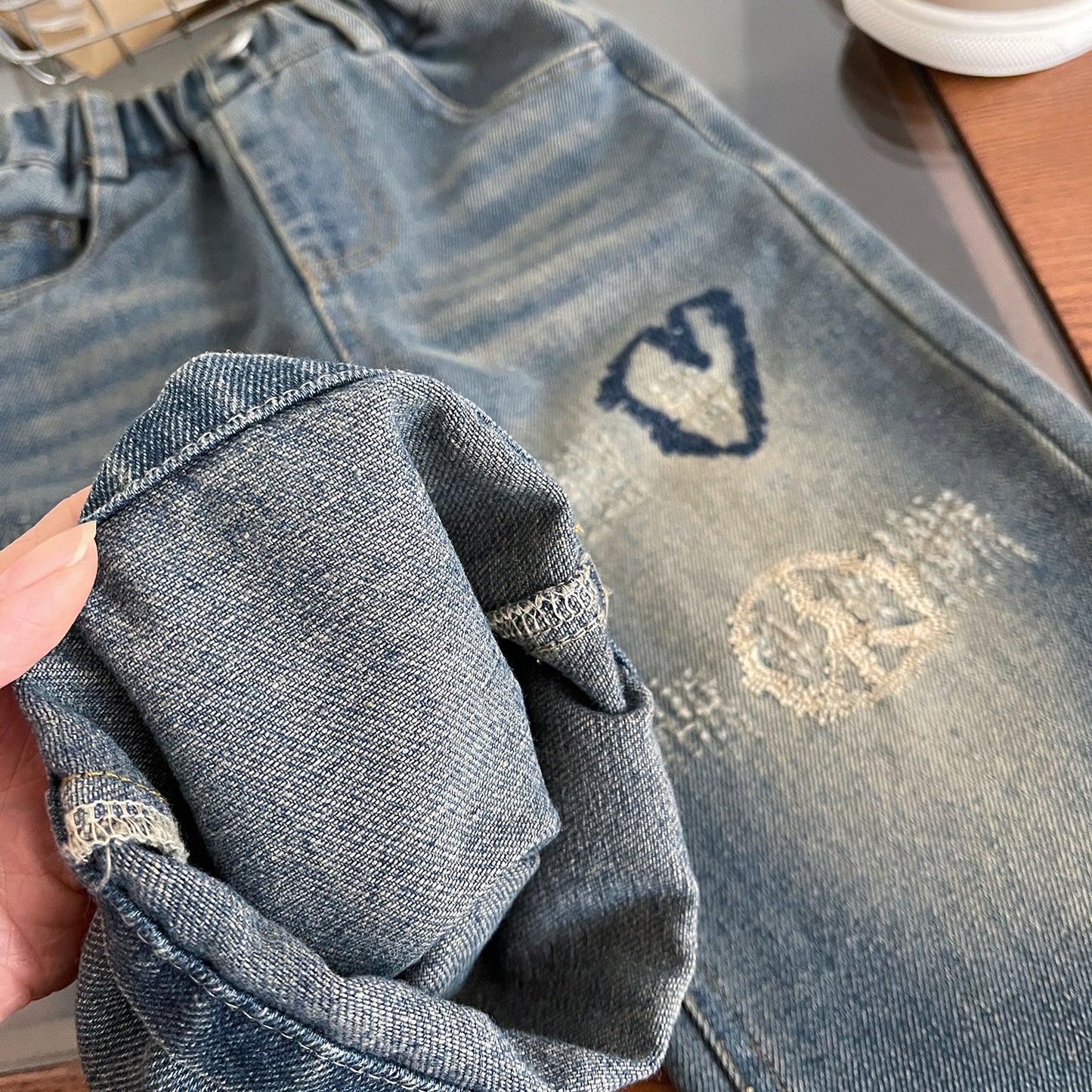ByJamila – Meisjes Jeans met Hartjes Borduursel 💖👖