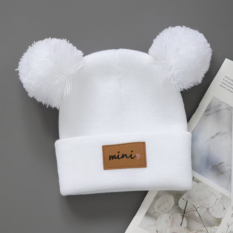 ByJamila – Mini Muts met Schattige Bolletjes 🧶✨