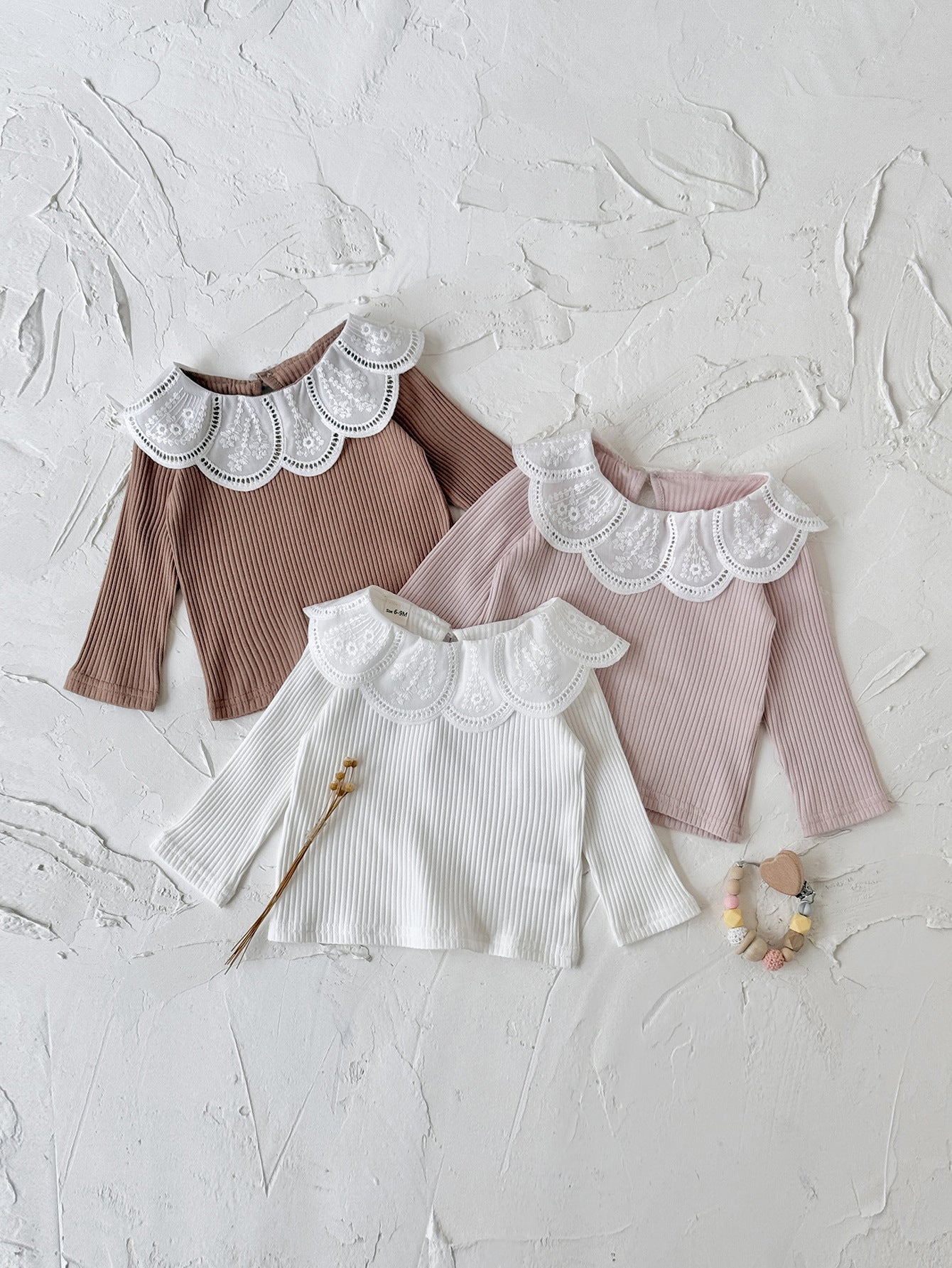 ByJamila – Baby Meisjes Top met Kantdetails 🌸🤍