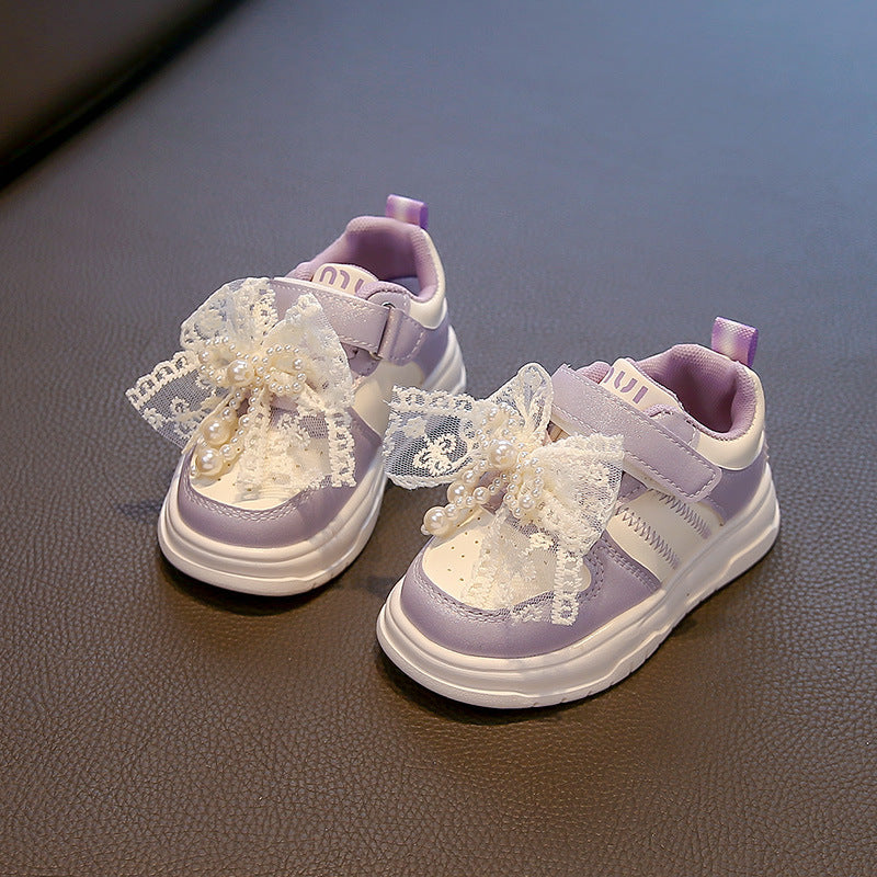 ByJamila – Super Schattige Sneakers met Kanten Strik “Lace Charm” ✨