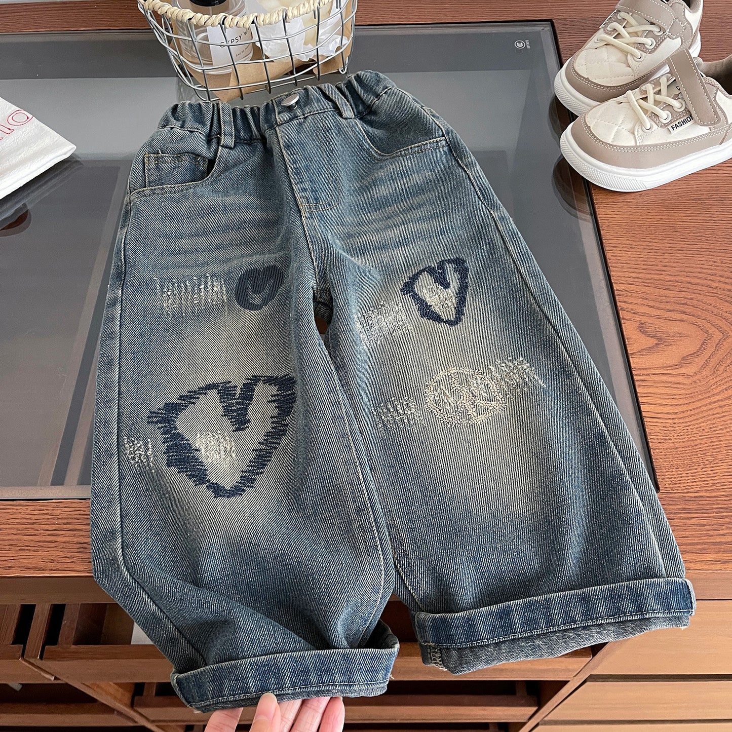 ByJamila – Meisjes Jeans met Hartjes Borduursel 💖👖