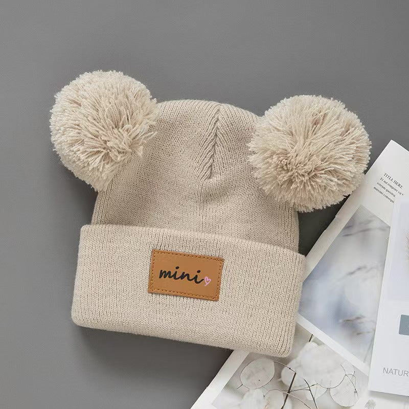 ByJamila – Mini Muts met Schattige Bolletjes 🧶✨