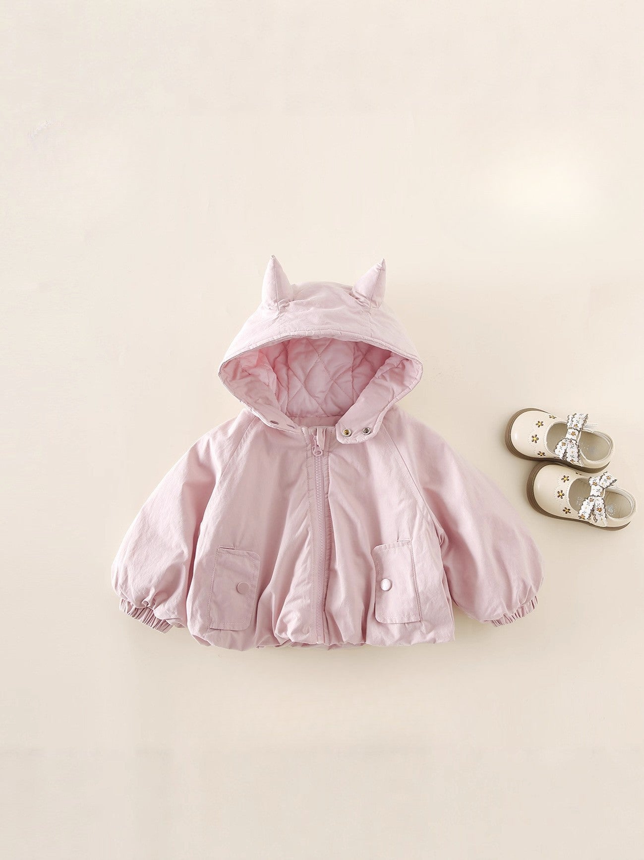 ByJamila – Geel & Roze Herfstjasje met Oortjes “Sweet Bunny” 🐰