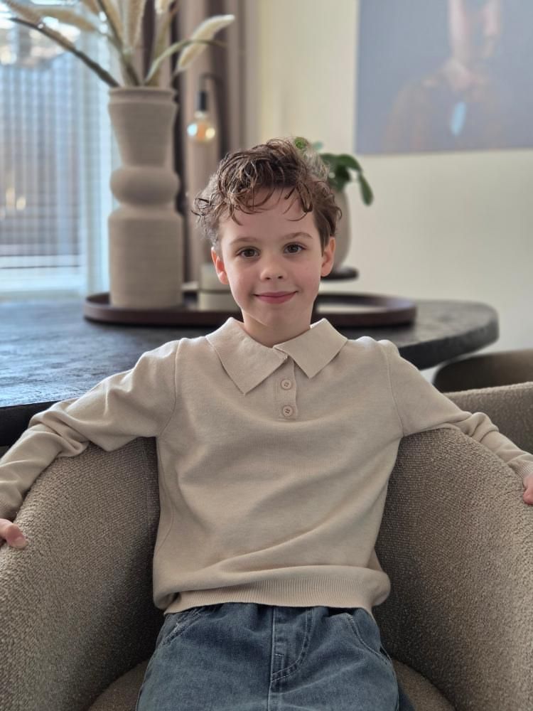 ByJamila – Gebreide Jongenstrui met Schattig Kraagje 💙❄️