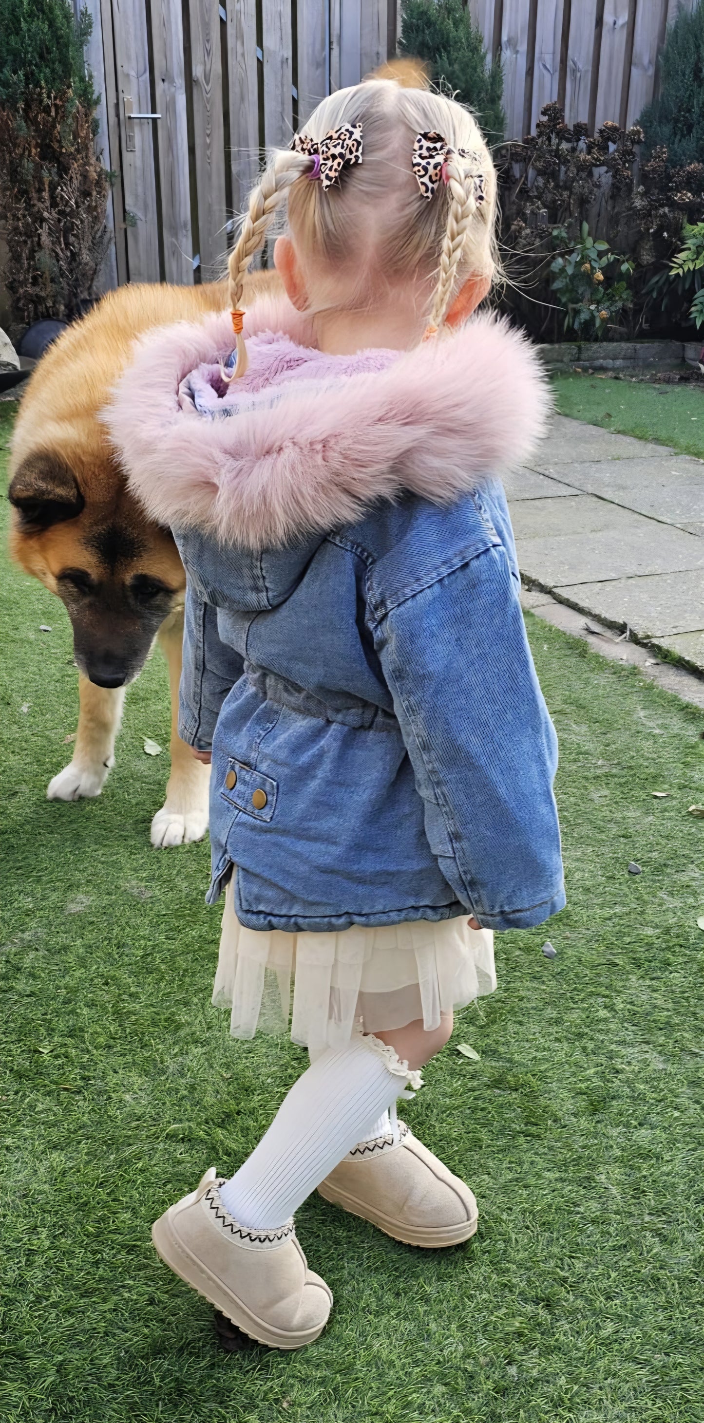 ByJamila – Lange Denim Winterjas met Bontkraag ❄️🤍