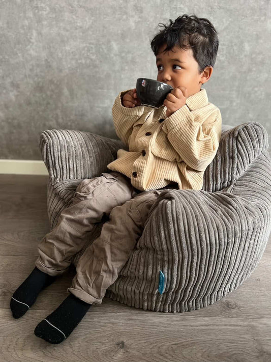 ByJamila – Corduroy Vestje voor Kinderen 🤎✨